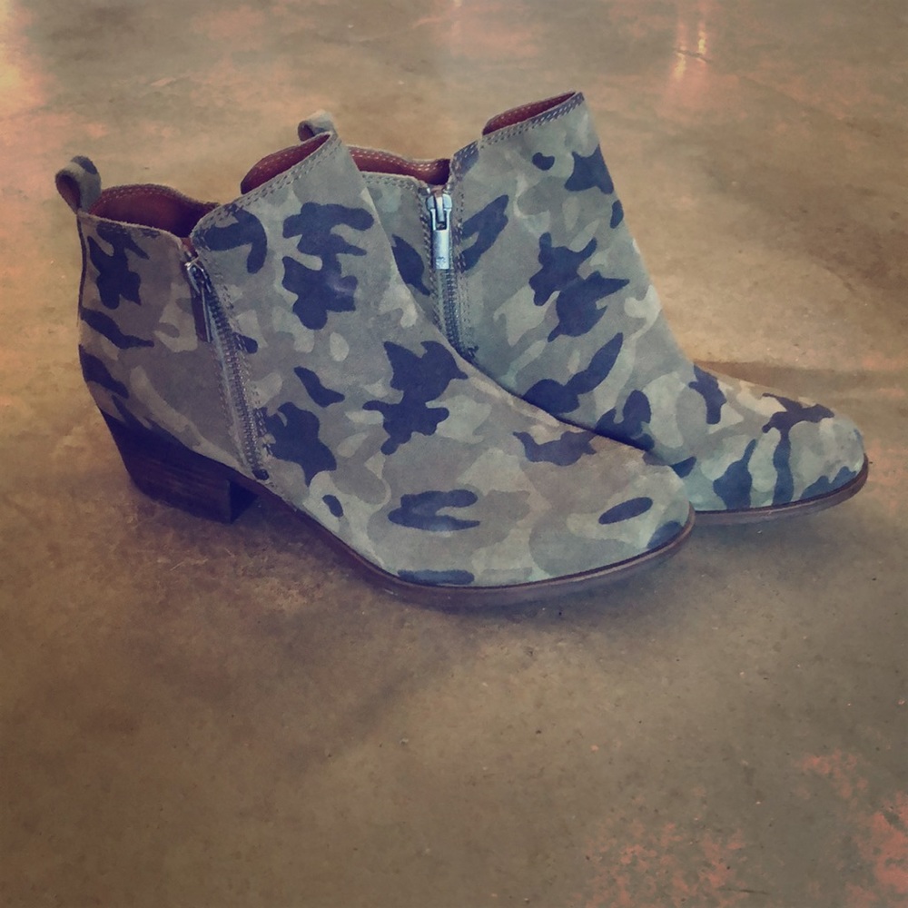 Lucky Brand booties